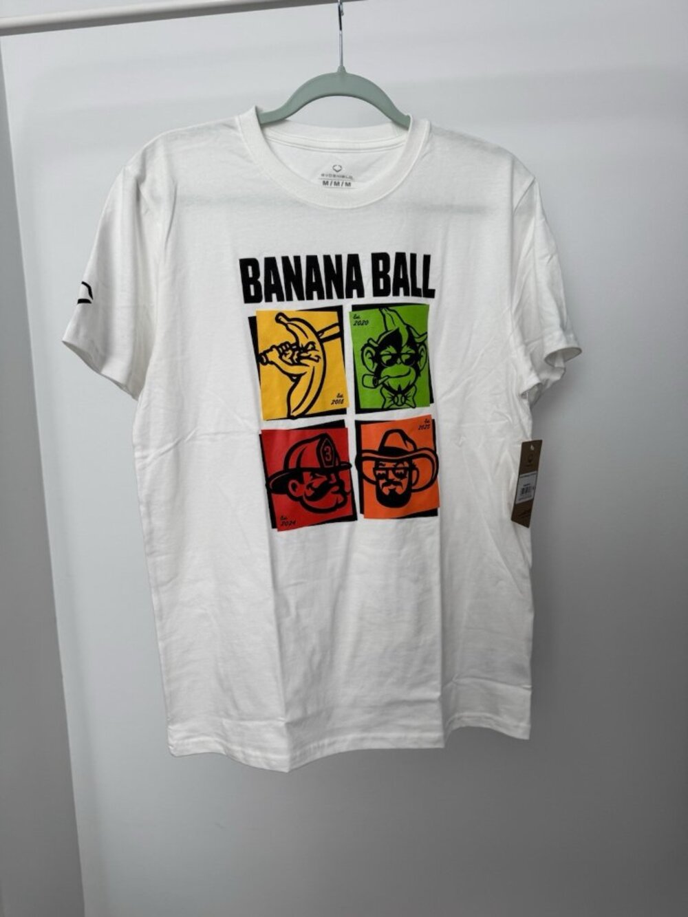 Savannah Bananas EvoShield Banana Ball Tee Men's Medium White NWT